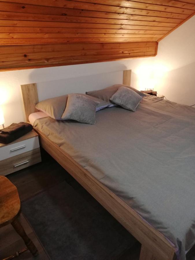 Holiday Home Tin Ogulin Bagian luar foto