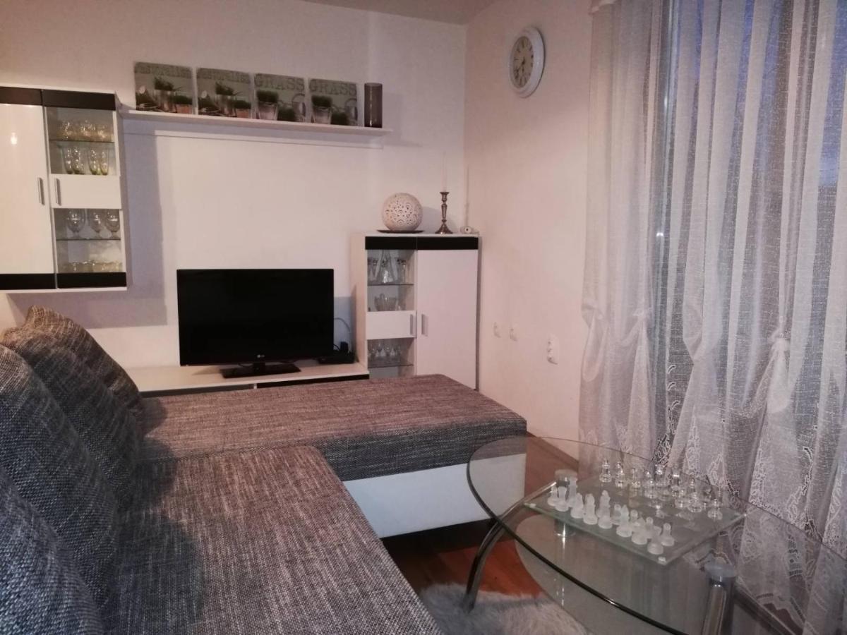 Holiday Home Tin Ogulin Bagian luar foto