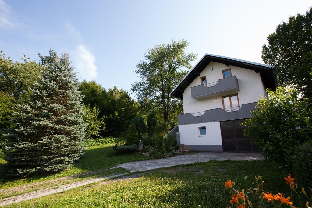Holiday Home Tin Ogulin Bagian luar foto